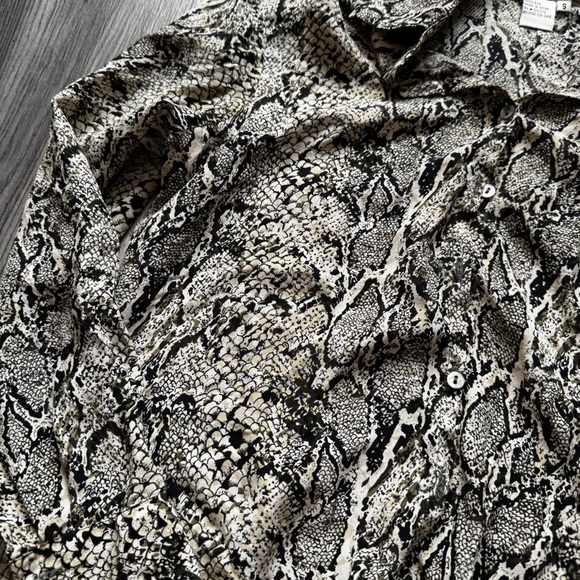 SUMMER COLLECTION VINTAGE 100% SILK Snake Skin Lightweight Shirt with Collar - Picture 4 of 5